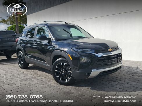 Used 2022 Chevrolet TrailBlazer LT w/ Convenience Package image 1
