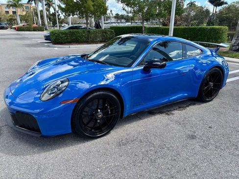 Used 2025 Porsche 911 Carrera GTS RWD image 11