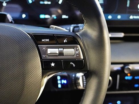 Used 2025 Hyundai Ioniq 5 SEL image 37