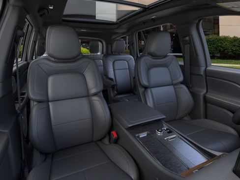 New 2025 Lincoln Aviator Reserve w/ Equipment Group 201A AWD/4WD image 10
