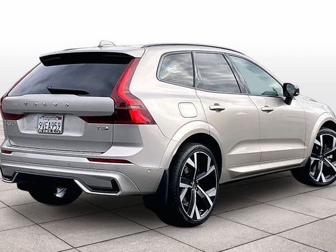 Used 2026 Volvo XC60 T8 Ultra w/ Protection Package Premier image 16