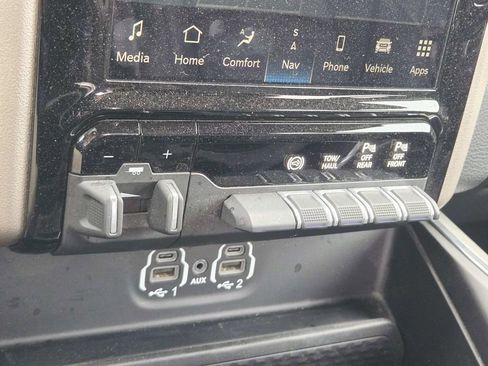 Used 2023 RAM 3500 Laramie image 29