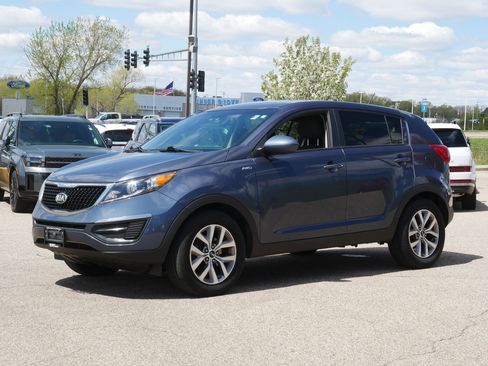 Used 2016 Kia Sportage LX AWD/4WD image 2