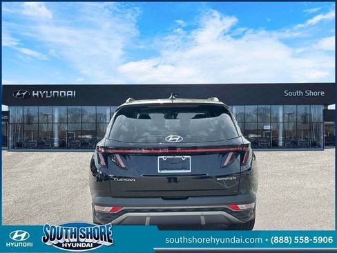 Certified 2023 Hyundai Tucson Limited AWD/4WD image 7