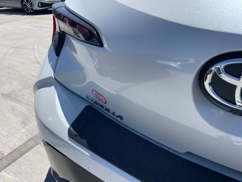 Used 2025 Toyota Corolla XSE image 4