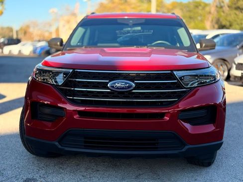 Used 2021 Ford Explorer XLT image 11