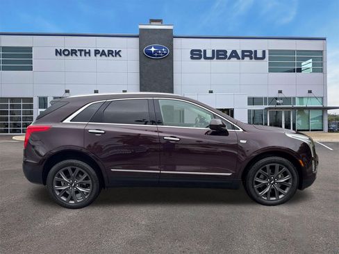Used 2018 Cadillac XT5 Luxury AWD/4WD image 2