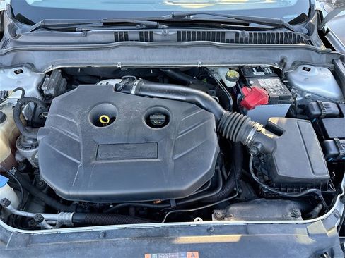 Used 2015 Ford Fusion Titanium image 26