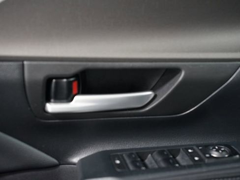 Used 2024 Toyota Grand Highlander XLE image 32