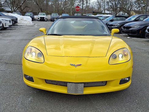 Used 2008 Chevrolet Corvette Convertible w/ Preferred Equipment Group image 2
