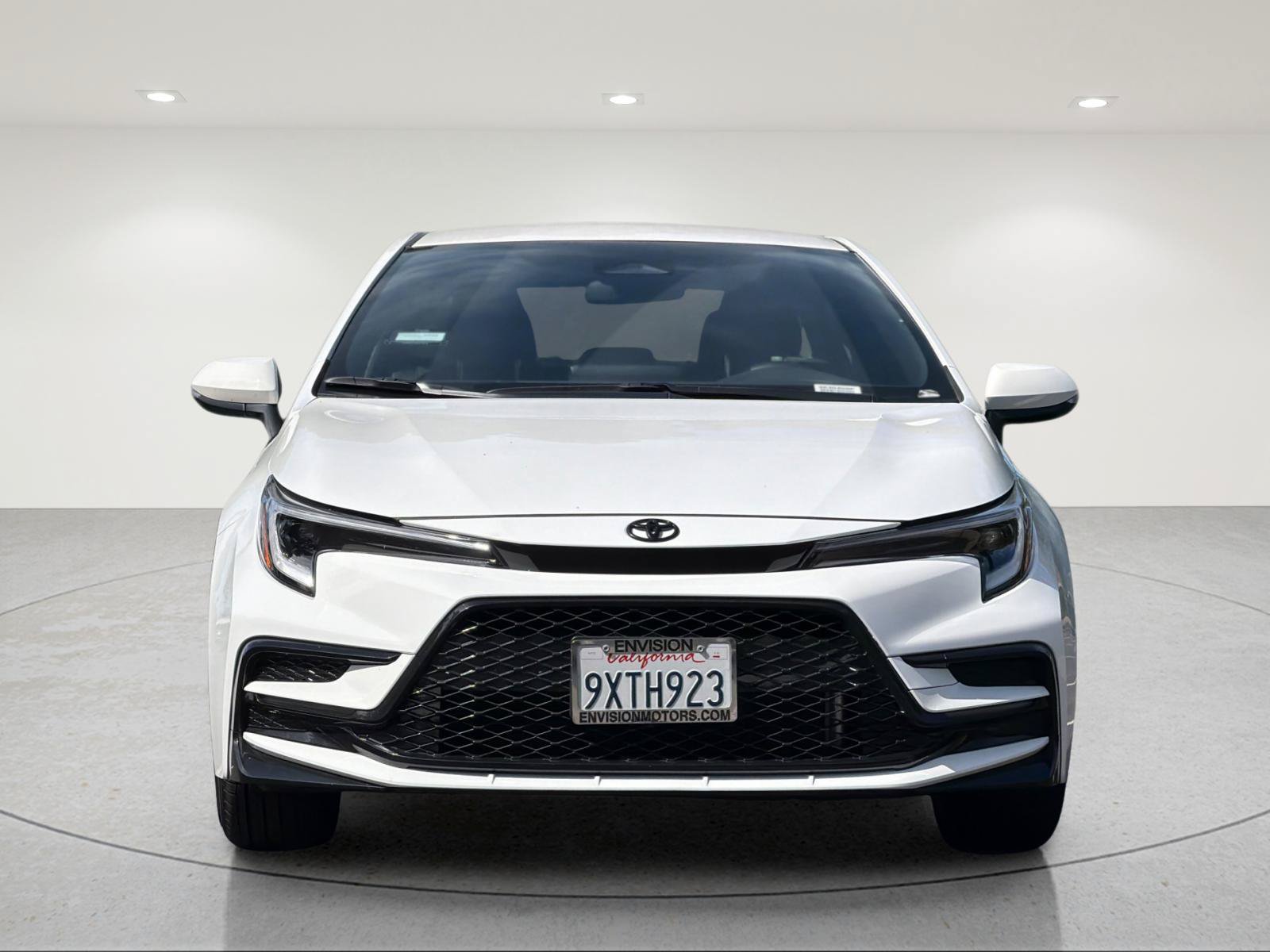Used 2026 Toyota Corolla SE FWD image 8