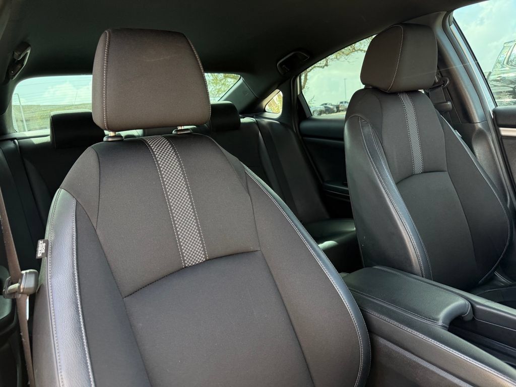 Used 2021 Honda Civic Sport image 27