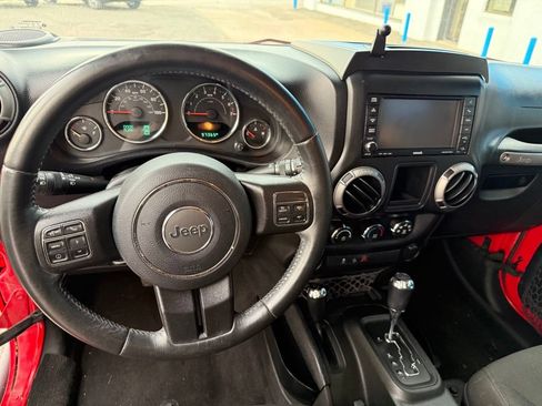 Used 2017 Jeep Wrangler Unlimited Sport AWD/4WD image 20