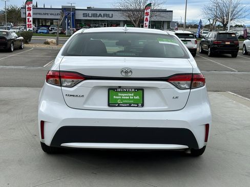 Used 2022 Toyota Corolla LE image 5