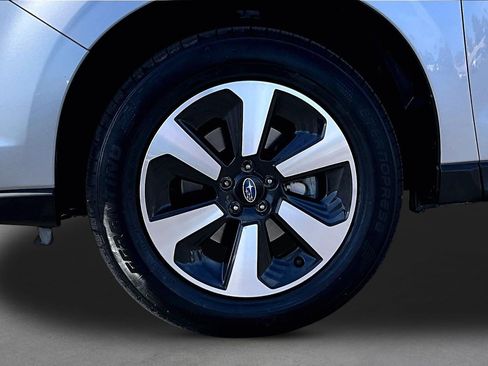 Used 2018 Subaru Forester 2.5i w/ Alloy Wheel Package AWD/4WD image 6
