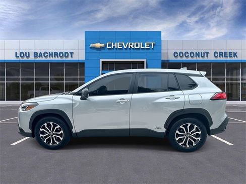 Used 2024 Toyota Corolla Cross S image 5