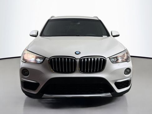 Used 2018 BMW X1 sDrive28i image 3