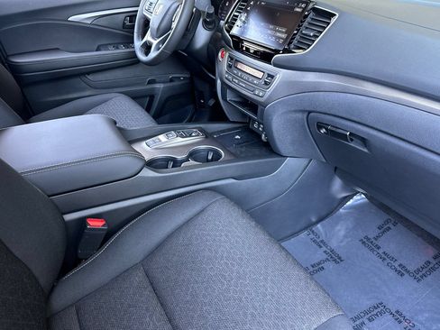 New 2025 Honda Ridgeline Sport image 13