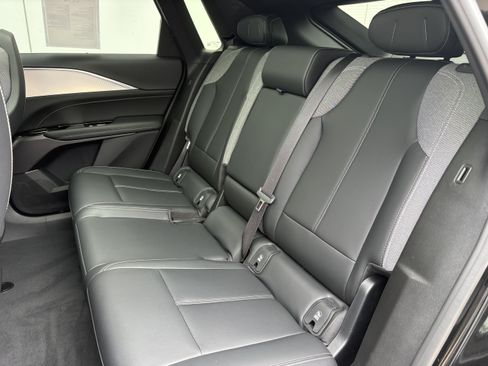 Certified 2024 Cadillac Lyriq Tech AWD/4WD image 11