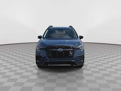 Used 2025 Subaru Ascent Onyx Edition w/ Onyx Package AWD/4WD image 3