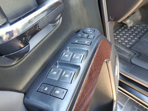 Used 2018 GMC Sierra 1500 SLT w/ SLT Premium Package image 19