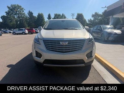 Used 2017 Cadillac XT5 Platinum w/ Driver Assist Package AWD/4WD image 3