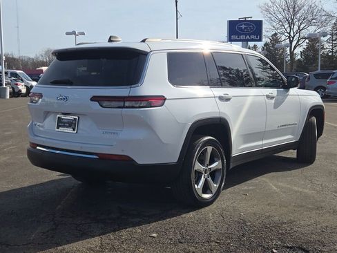 Certified 2022 Jeep Grand Cherokee L Limited AWD/4WD image 11