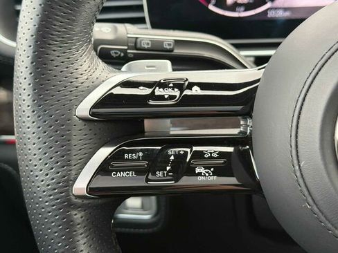 Certified 2025 Mercedes-Benz GLS 450 4MATIC image 29