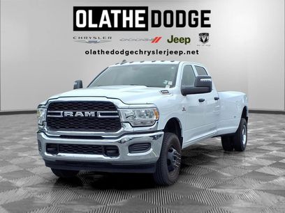 Used 2024 RAM 3500 Tradesman w/ Chrome Appearance Group