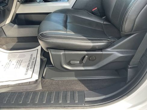 Used 2020 Ford F150 Lariat w/ Equipment Group 502A Luxury AWD/4WD image 13