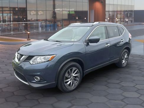Used 2016 Nissan Rogue SL w/ SL Premium Package image 9