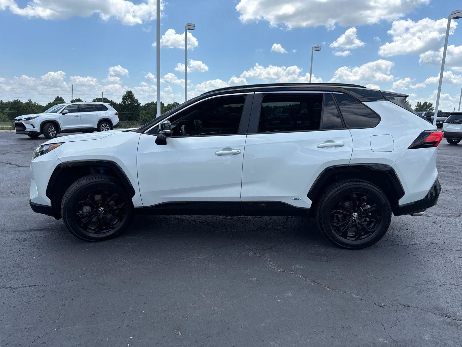 Used 2024 Toyota RAV4 XSE w/ Advanced Technology Package AWD/4WD image 5
