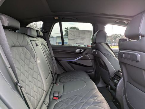 New 2025 BMW X5 xDrive40i w/ Parking Assistance Package AWD/4WD image 29