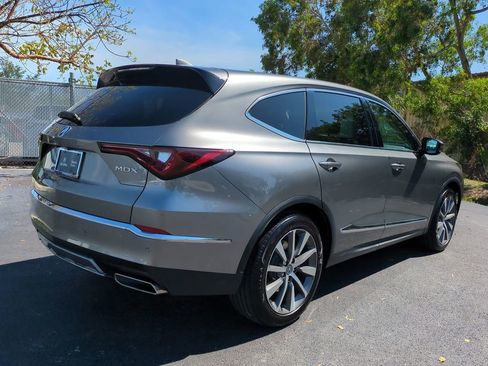 Certified 2025 Acura MDX FWD w/ Technology Package image 4