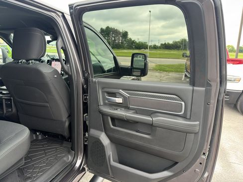 Certified 2025 RAM 2500 Big Horn AWD/4WD image 22