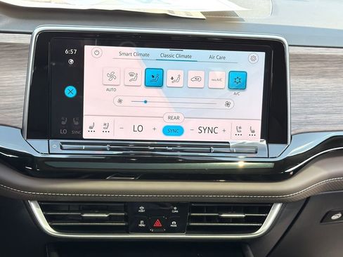 New 2026 Volkswagen Atlas SEL AWD/4WD image 21