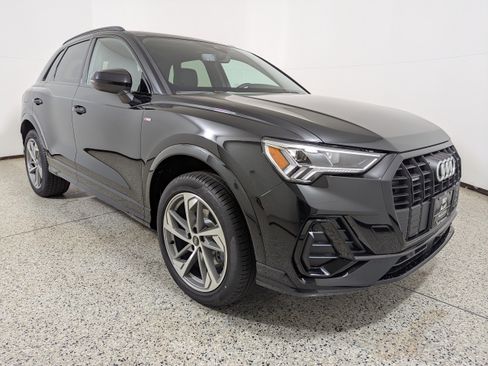 New 2025 Audi Q3 2.0T Premium image 1