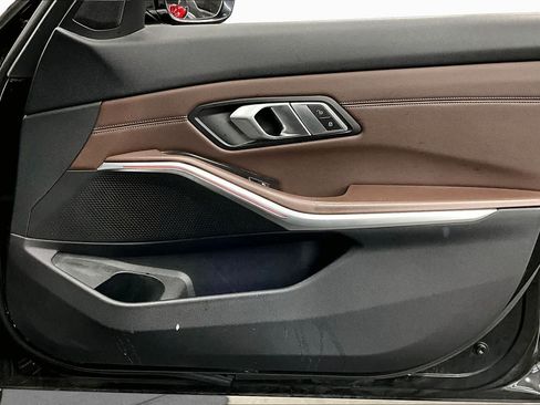 Used 2019 BMW 330i Sedan w/ Convenience Package RWD image 22