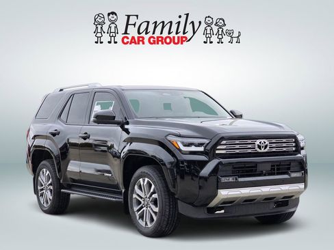 Used 2025 Toyota 4Runner Limited image 2