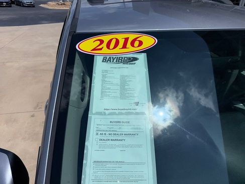 Used 2016 Dodge Grand Caravan SXT w/ Rear Park Assist Package FWD image 12
