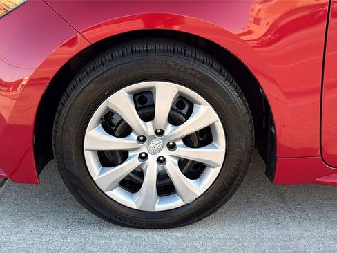 Used 2020 Toyota Corolla LE image 10