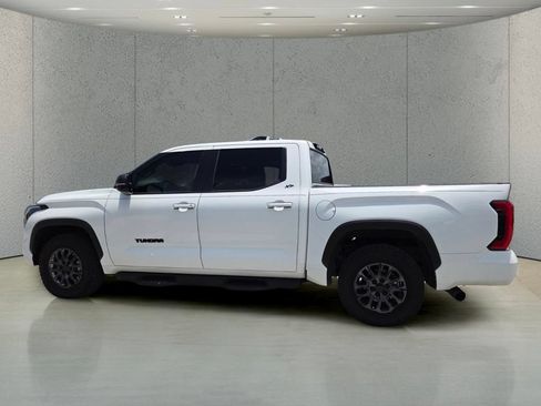 Used 2025 Toyota Tundra SR5 w/ SR5 Premium Package RWD image 9