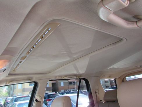 Used 2000 Mercedes-Benz ML 320 4MATIC image 24