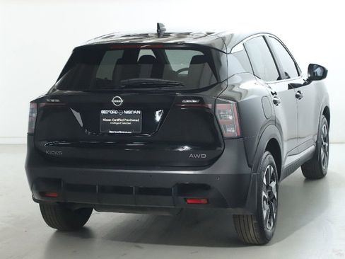 Certified 2025 Nissan Kicks SV image 44
