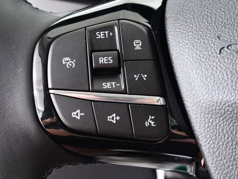 New 2025 Ford Escape Base w/ PHEV Premium Package image 32