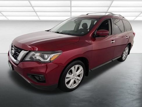 Used 2019 Nissan Pathfinder SL w/ SL Premium Package FWD image 3