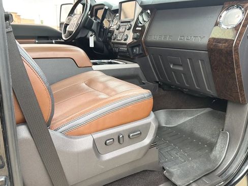 Used 2014 Ford F250 Platinum w/ FX4 Off-Road Package image 76