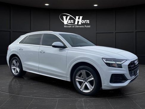 Used 2021 Audi Q8 Premium w/ Convenience Package image 2