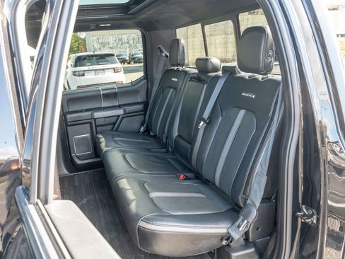 Used 2019 Ford F150 Platinum w/ Equipment Group 701A Luxury image 36