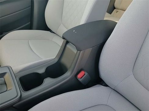 New 2026 Toyota Corolla Cross L image 18